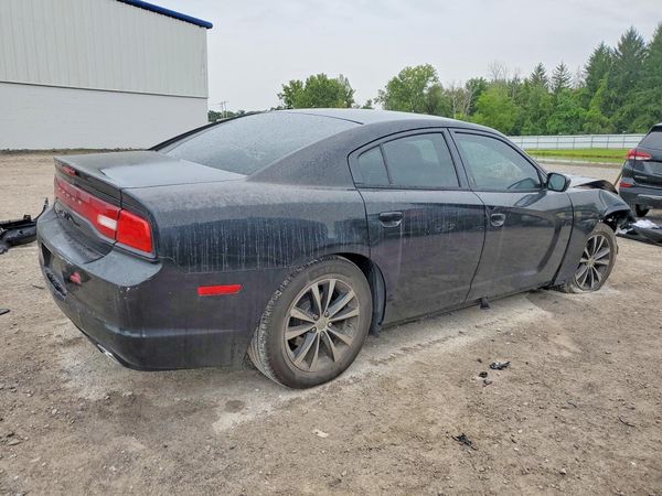 2014 DODGE CHARGER SE