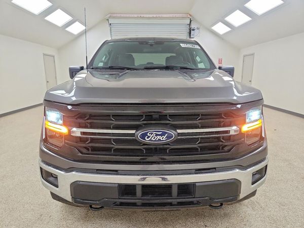 2025 FORD F150 XLT