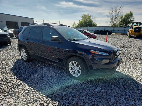 2016 JEEP CHEROKEE Sport — Passenger 3/4