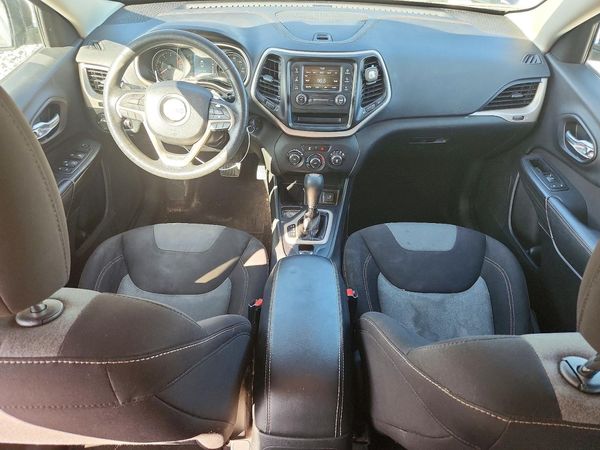 2016 JEEP CHEROKEE Sport — CKPT