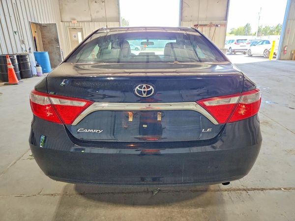 2016 TOYOTA CAMRY