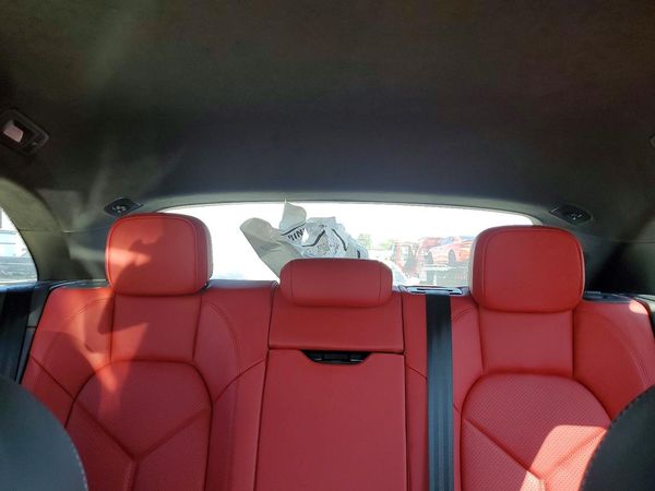 2021 PORSCHE MACAN Turbo