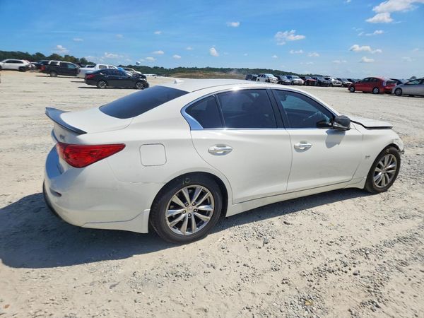 2017 INFINITI Q50