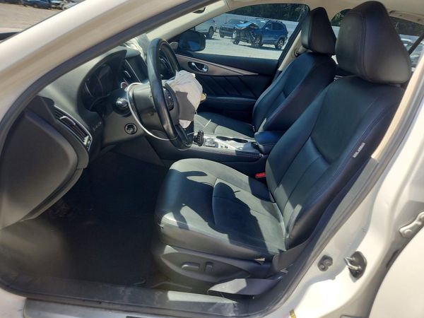 2017 INFINITI Q50