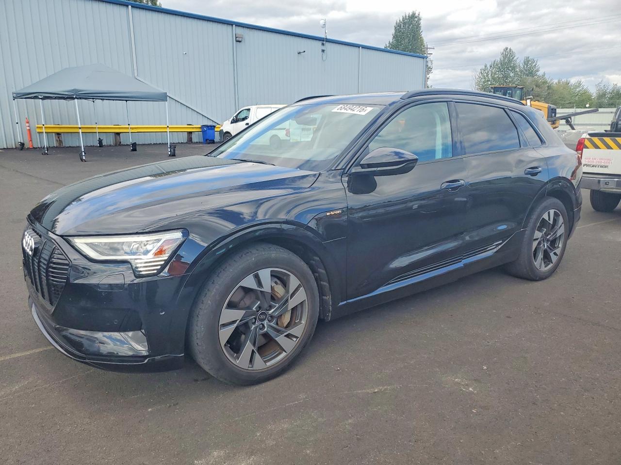 2021 AUDI E-TRON quattro Premium