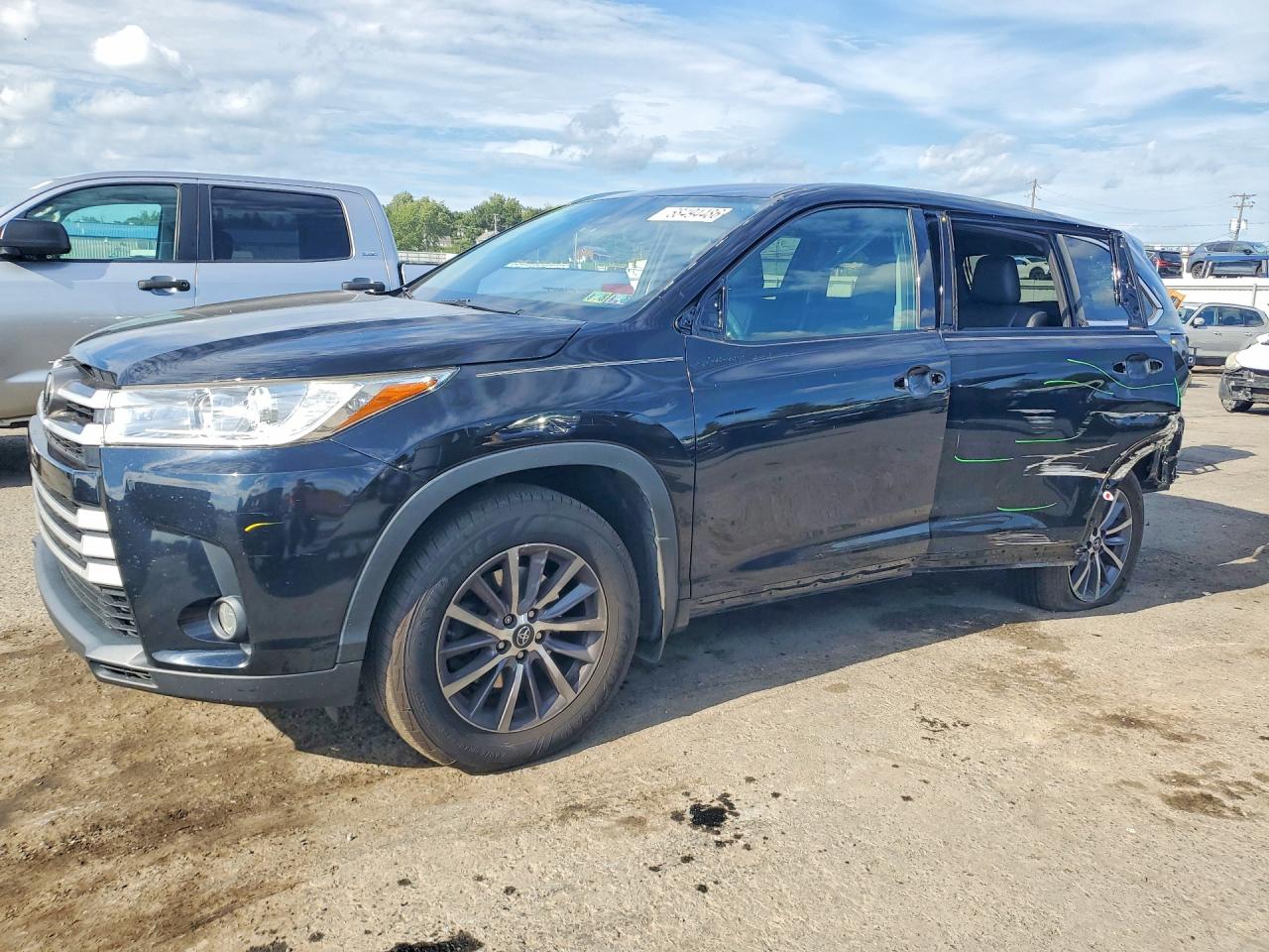 2017 TOYOTA HIGHLANDER SE/XLE