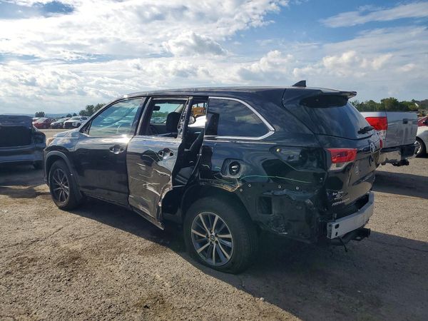 2017 TOYOTA HIGHLANDER SE/XLE