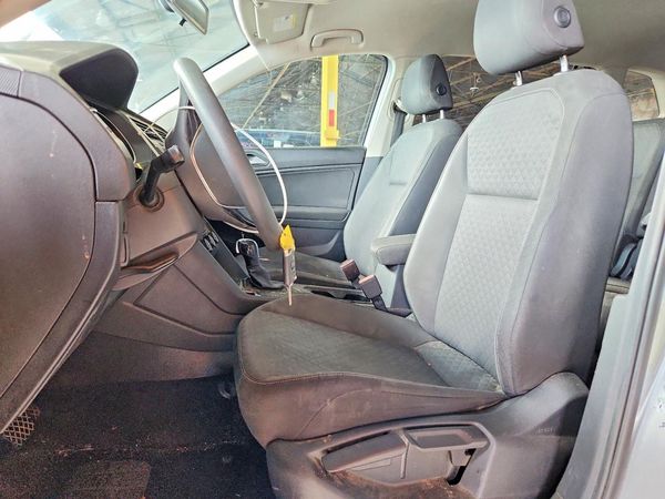 2021 VOLKSWAGEN TIGUAN S