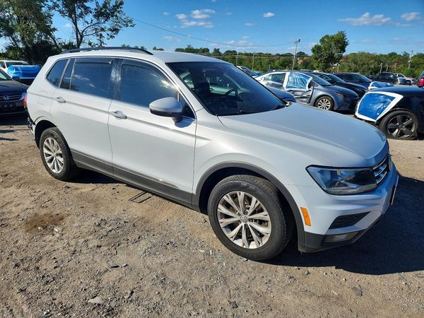 2018 VOLKSWAGEN TIGUAN SE, 4Motion SEL