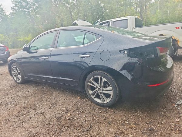 2017 HYUNDAI ELANTRA