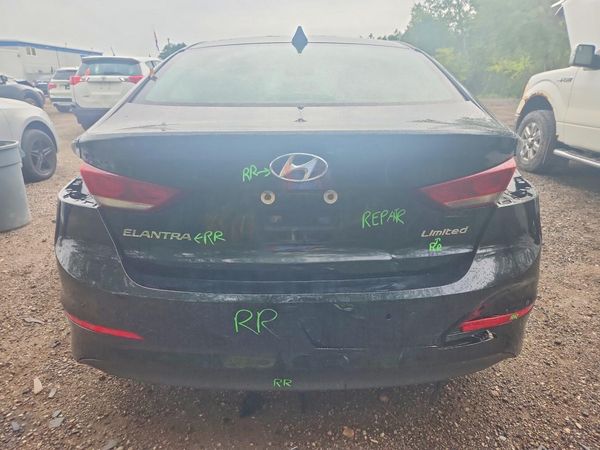 2017 HYUNDAI ELANTRA