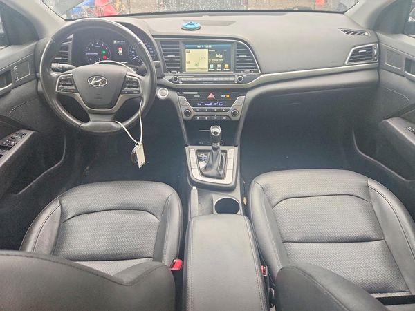 2017 HYUNDAI ELANTRA