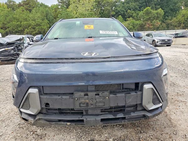 2024 HYUNDAI KONA SE