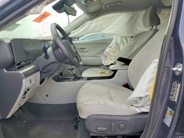 2024 HYUNDAI KONA SE