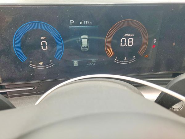2024 HYUNDAI KONA SE