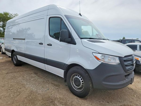 2025 MERCEDES-BENZ SPRINTER