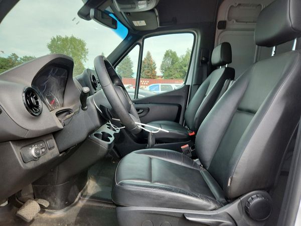 2025 MERCEDES-BENZ SPRINTER