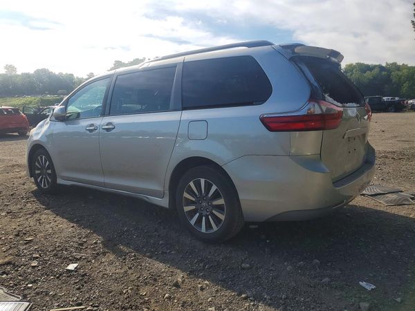 2020 TOYOTA SIENNA