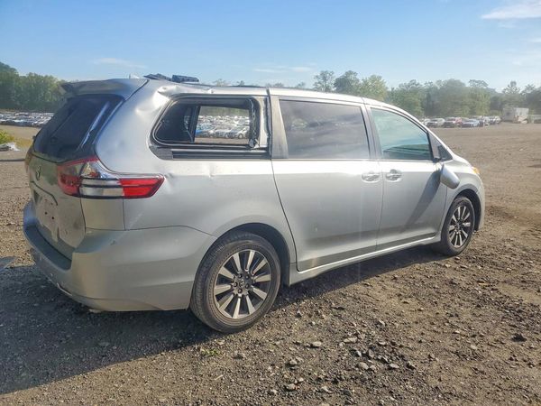 2020 TOYOTA SIENNA