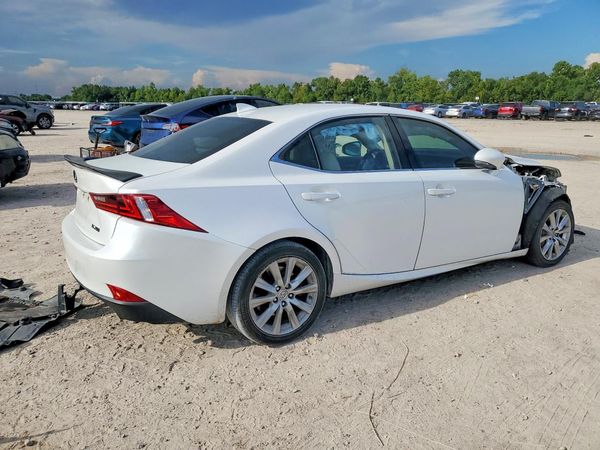 2016 LEXUS IS
