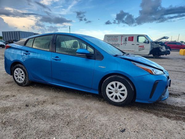 2019 TOYOTA PRIUS L/LE/XLE/LTD.