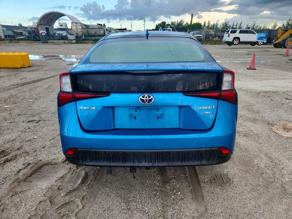 2019 TOYOTA PRIUS L/LE/XLE/LTD.