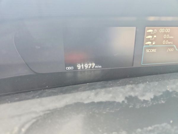 2019 TOYOTA PRIUS L/LE/XLE/LTD.