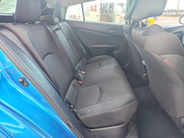 2019 TOYOTA PRIUS L/LE/XLE/LTD.