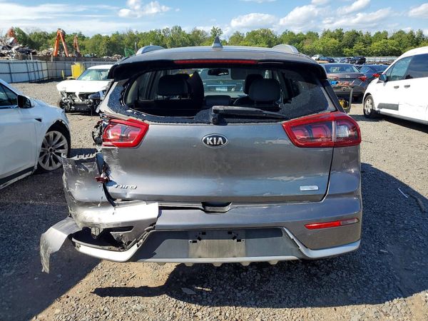 2018 KIA NIRO