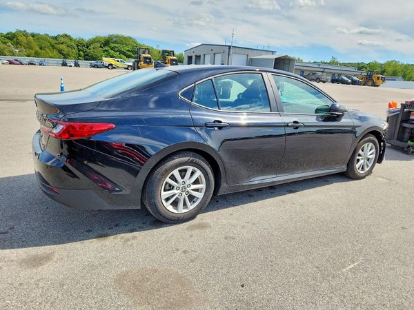 2026 TOYOTA CAMRY