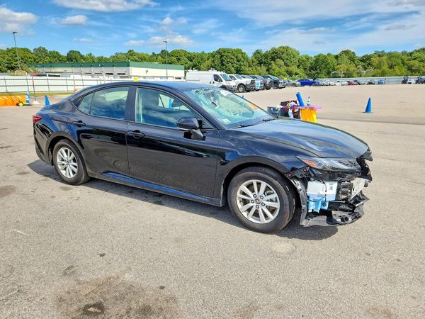 2026 TOYOTA CAMRY
