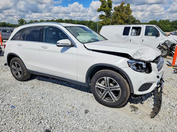 2019 MERCEDES-BENZ GLC GLC300