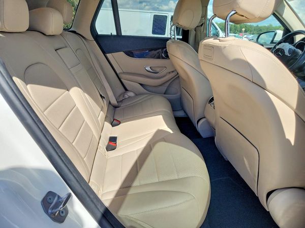 2019 MERCEDES-BENZ GLC GLC300