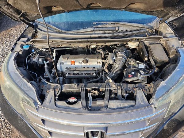 2014 HONDA CRV LX — Engine bay