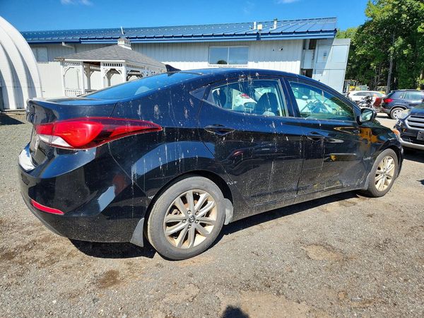 2015 HYUNDAI ELANTRA GLS(Middle)