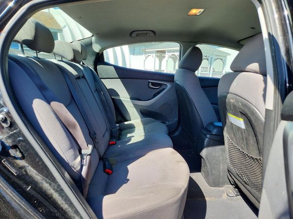 2015 HYUNDAI ELANTRA GLS(Middle)