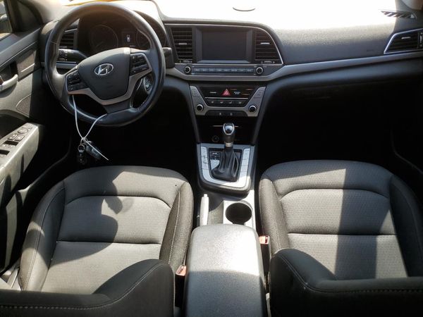 2018 HYUNDAI ELANTRA