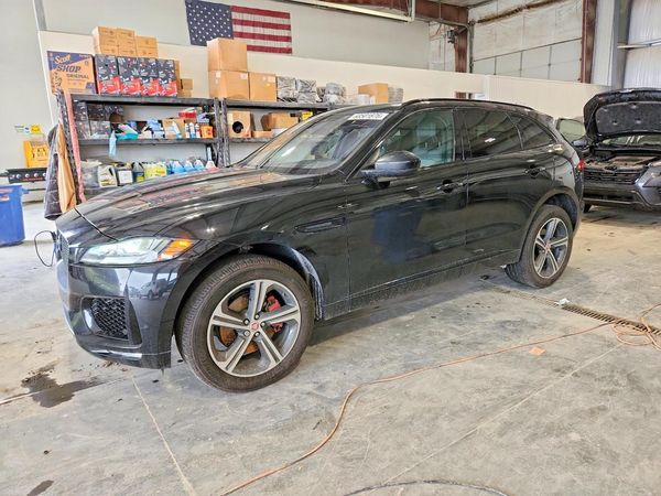 2018 JAGUAR F-PACE