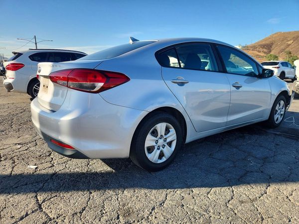2018 KIA FORTE