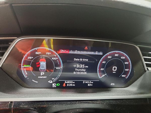2022 AUDI E-TRON