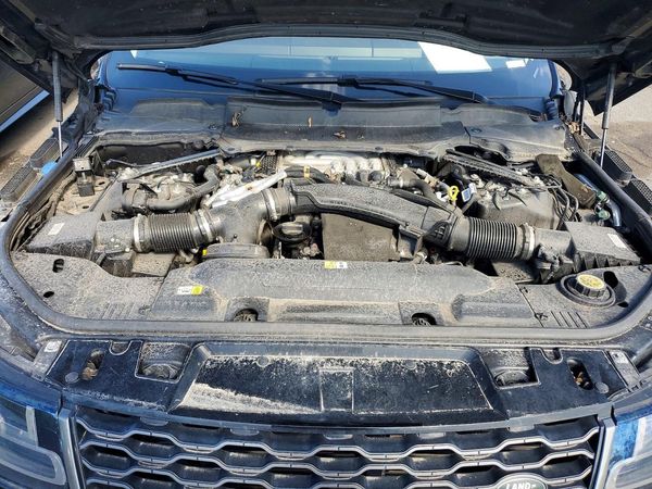 2022 LAND ROVER RANGEROVER HSE Silver Edition — Engine bay