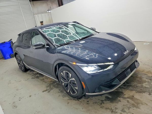 2023 KIA EV6 Light, Wind — Passenger 3/4