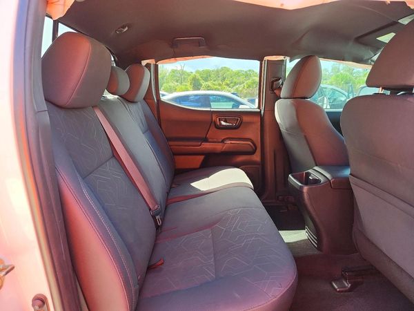 2017 TOYOTA TACOMA