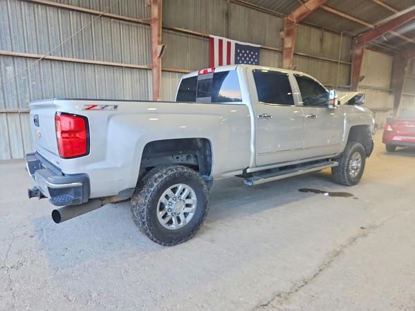 2017 CHEVROLET SILVERADO LTZ — PSRA
