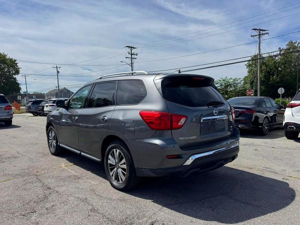 2019 NISSAN PATHFINDER