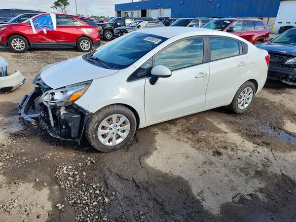 2013 KIA RIO