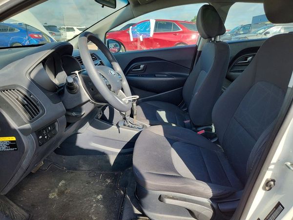 2013 KIA RIO LX