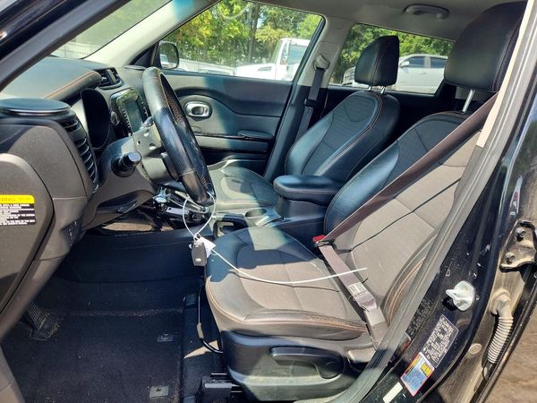 2019 KIA SOUL Exclaim