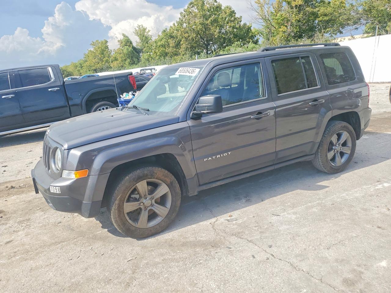 2015 JEEP PATRIOT — Front 3/4