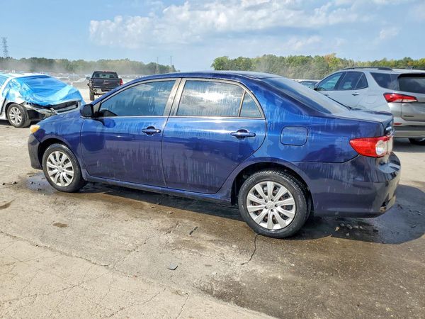 2013 TOYOTA COROLLA
